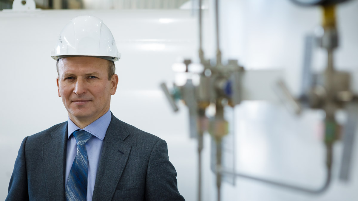 Основатель завода. Основатель завода. Основатель завода. Основатель завода. Пальма мерцалова донецк.